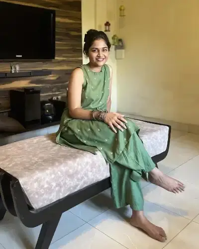 Mungaoli Call Girls